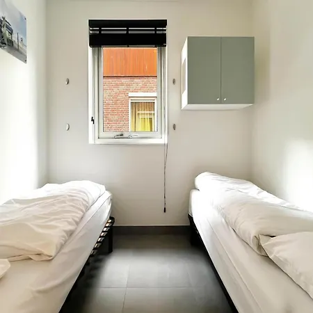 Lakefront For 6 * Uitgeest